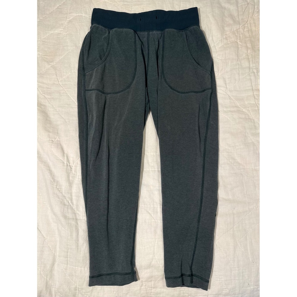 Lululemon Free Fall Cropped Pants Heathered Fuel Green Sweatpants Joggers Size 6